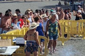  Melenara recupera el asadero popular y la varada del pescado tras dos años de pandemia/TA.